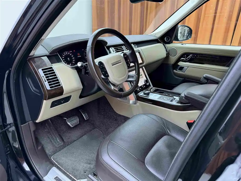 Land Rover Range Rover 2020 3.0 L6 Long Wheelbase