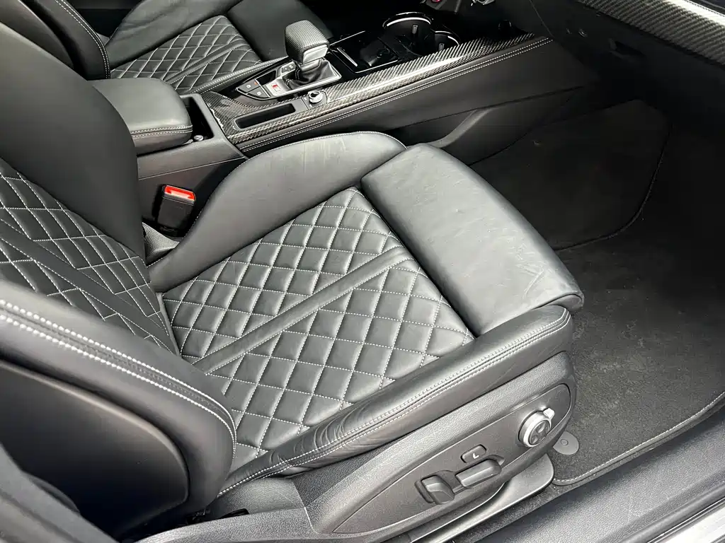 Audi S4 — миниатюра 24