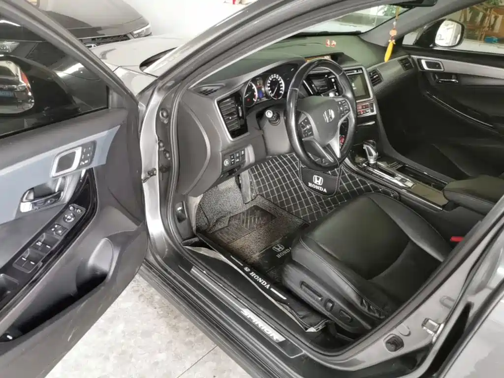 Honda Spirior — миниатюра 16