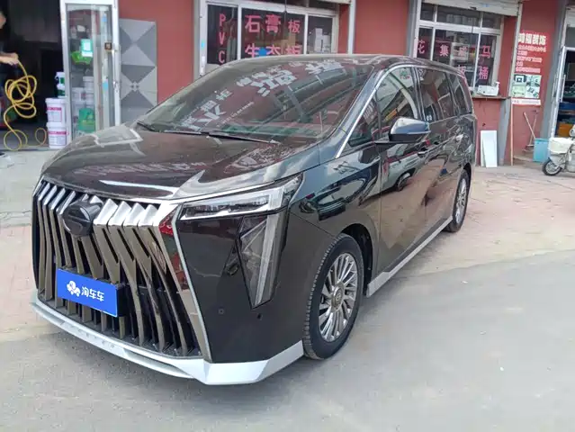 2023 GAC GN8