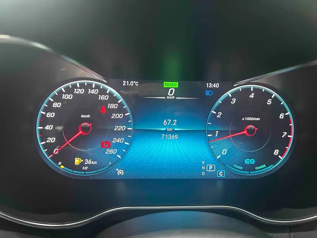 Mercedes-Benz C-Class — миниатюра 10