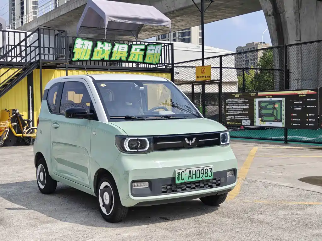 Wuling MINIEV — миниатюра 3