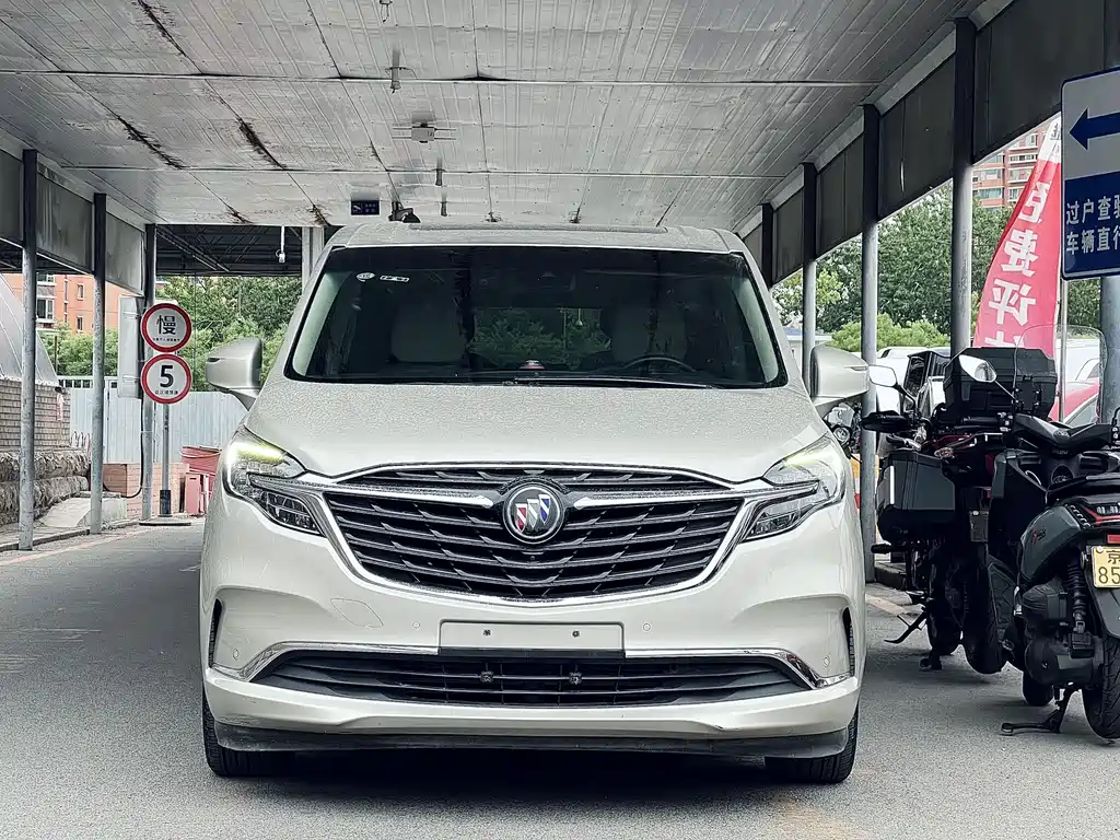 Buick GL8 2022 ES 653T Luxury