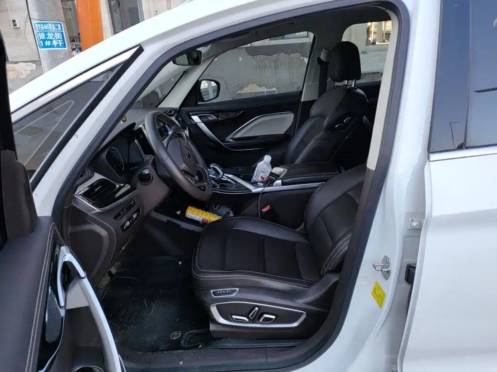 Geely Jia Ji — миниатюра 11