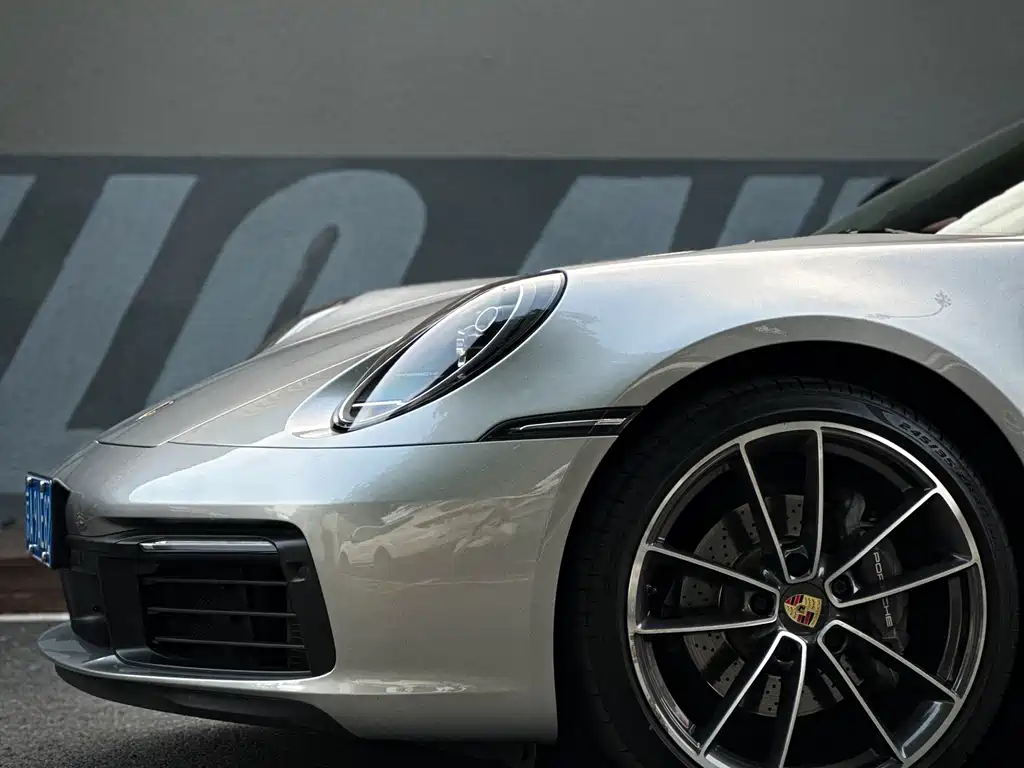 Porsche 911 2020 Carrera 3.0T