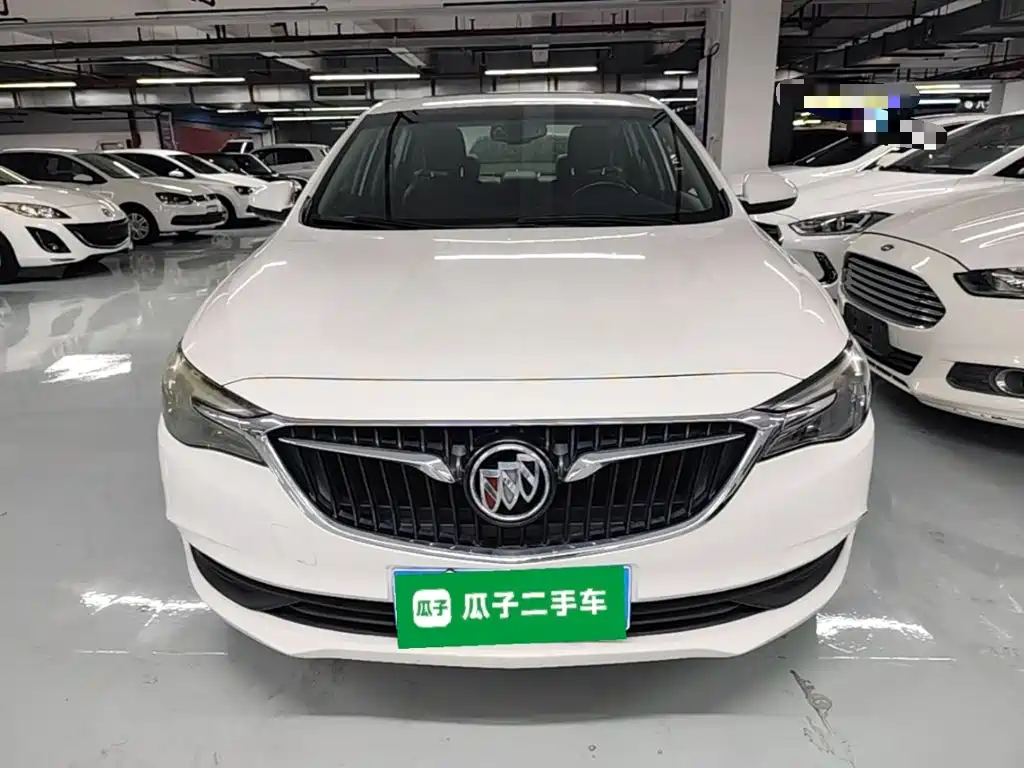 Buick Excelle — миниатюра 3