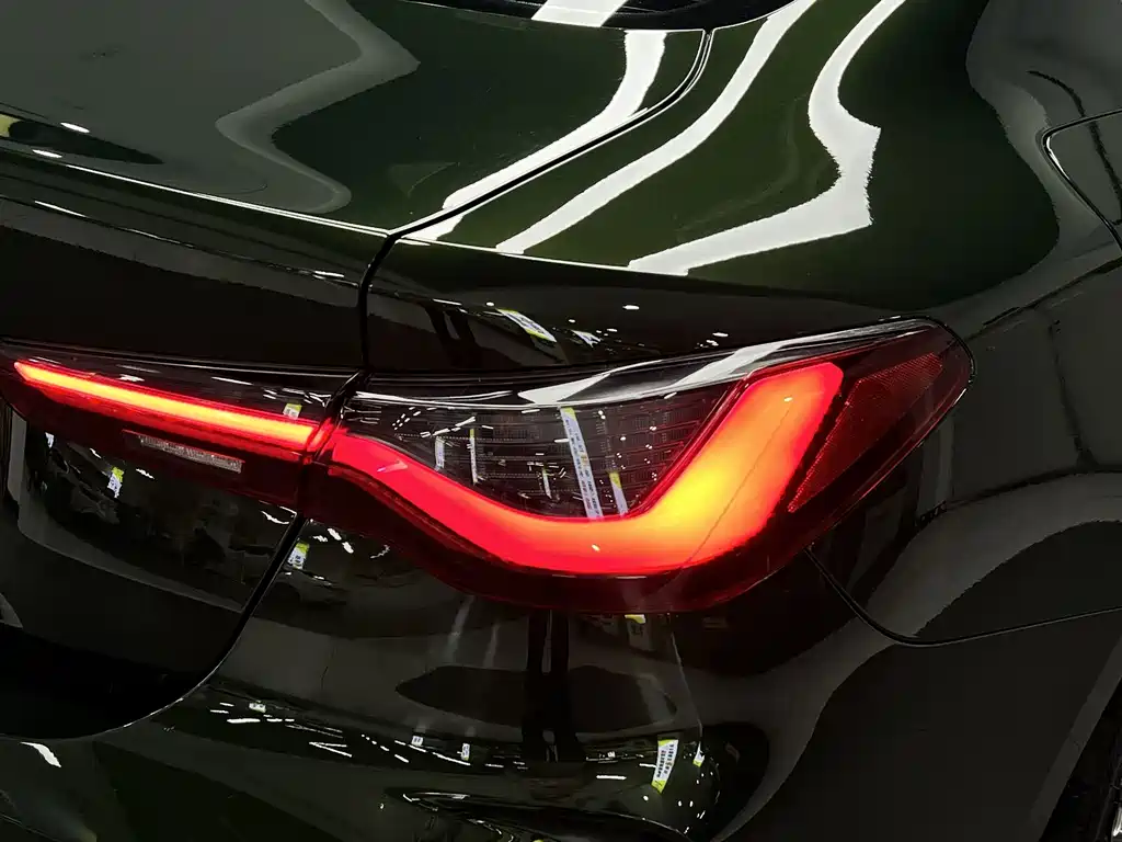 BMW 4 Series — миниатюра 11