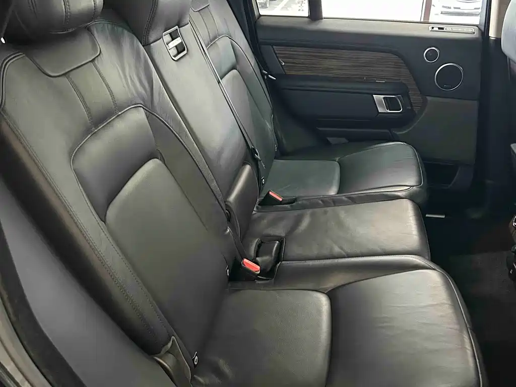 Land Rover Range Rover — миниатюра 29