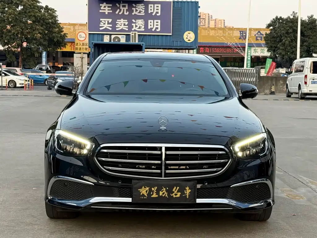 MERCEDES-BENZ E CLASS