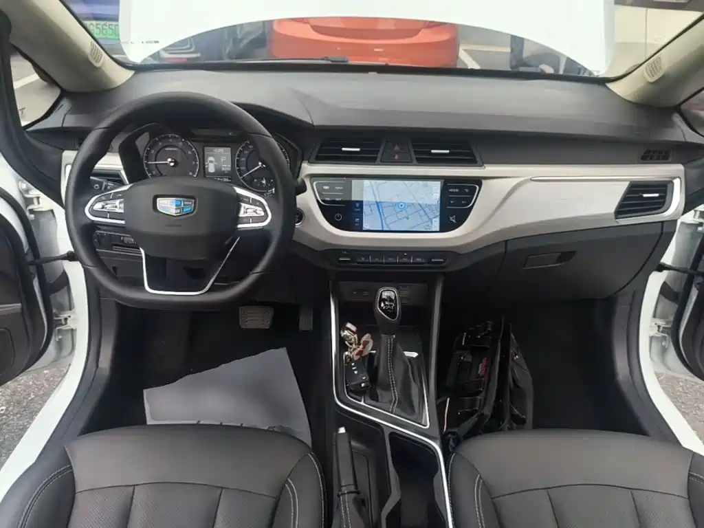 Geely Vision X3 — миниатюра 10