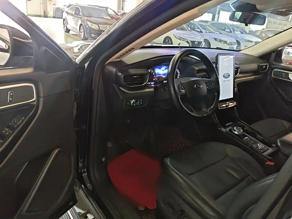 Ford Explorer — миниатюра 16