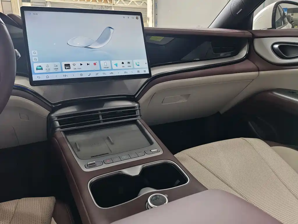 BYD Seal 07 DM-i — миниатюра 14