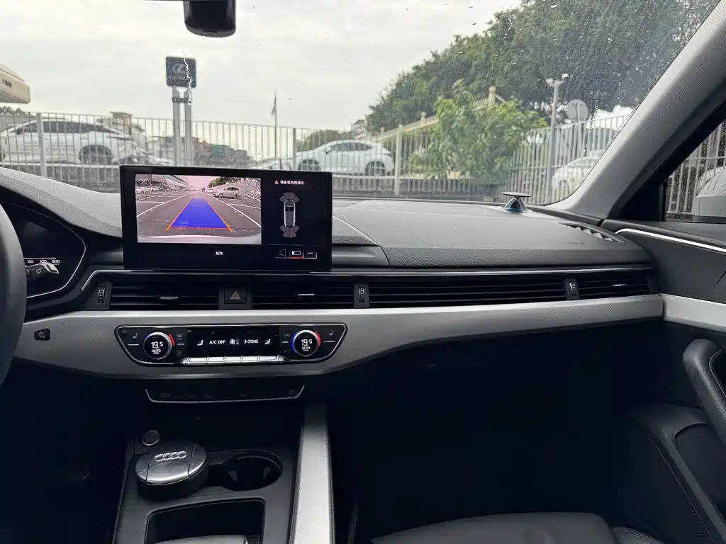 Audi A4 (Import) — миниатюра 14