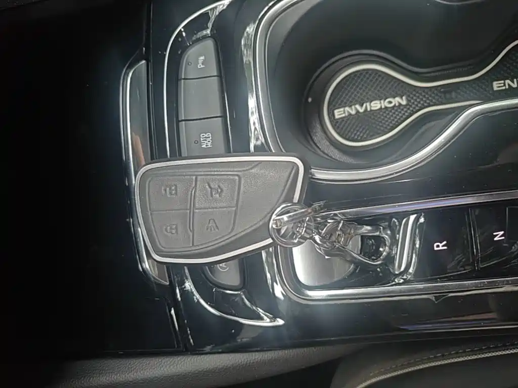 Buick Envision Plus — миниатюра 9