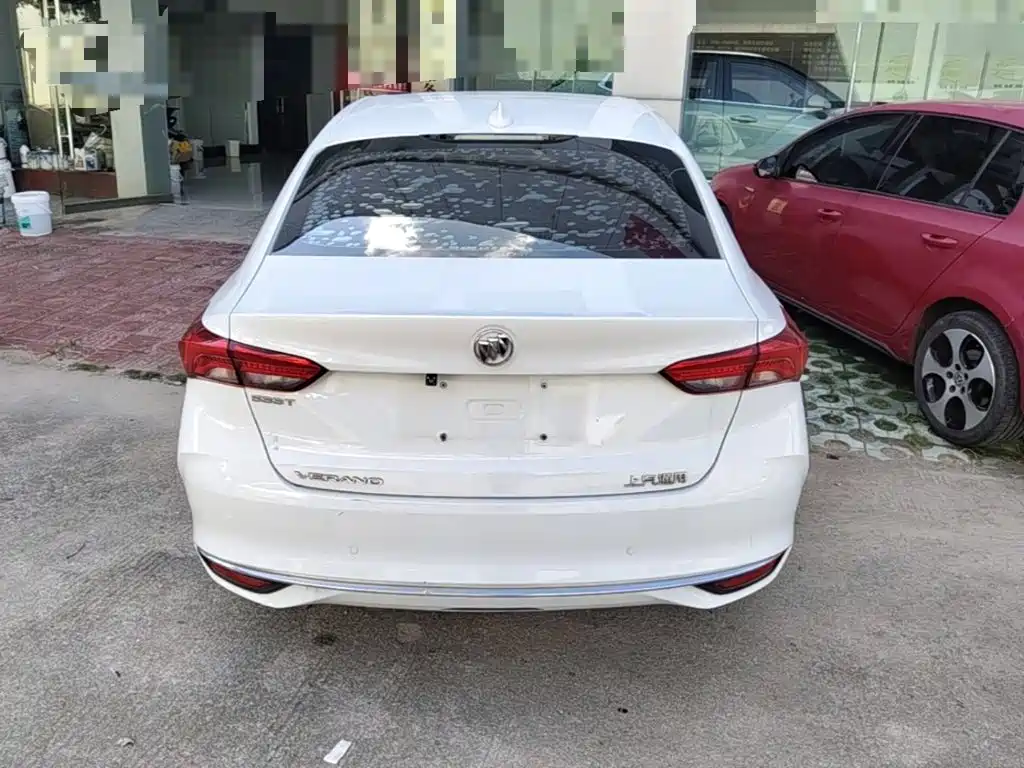 Buick Verano — миниатюра 6