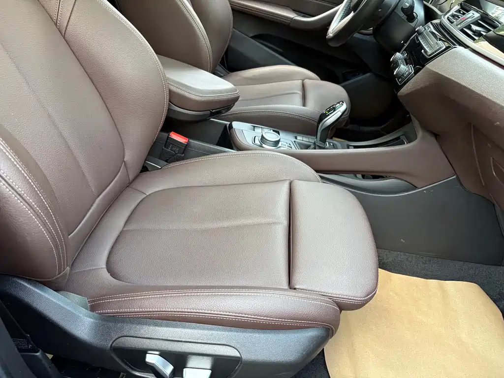 BMW X1 — миниатюра 13