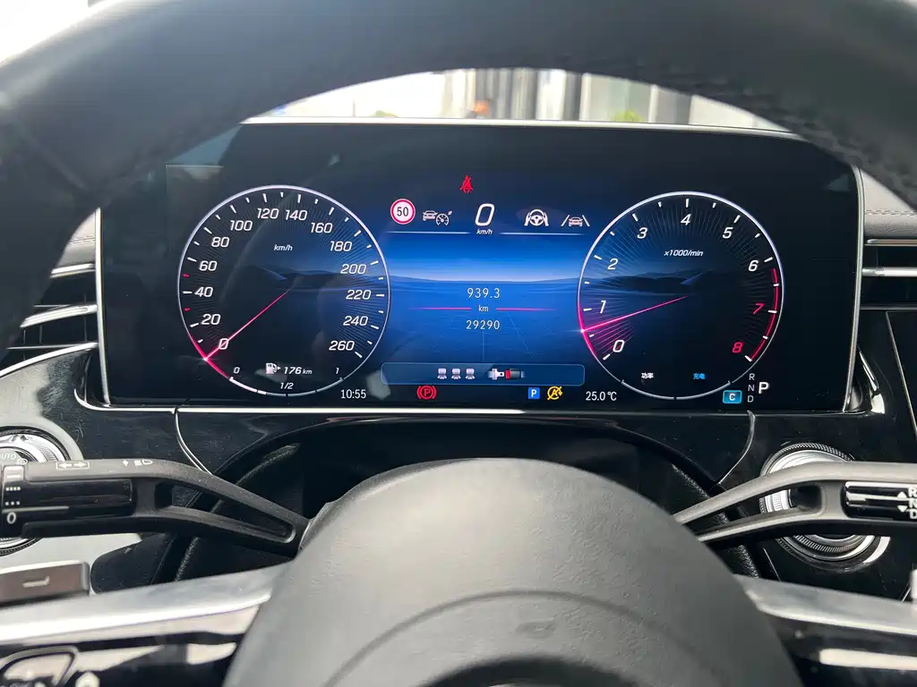 Mercedes-Benz E-Class — миниатюра 15
