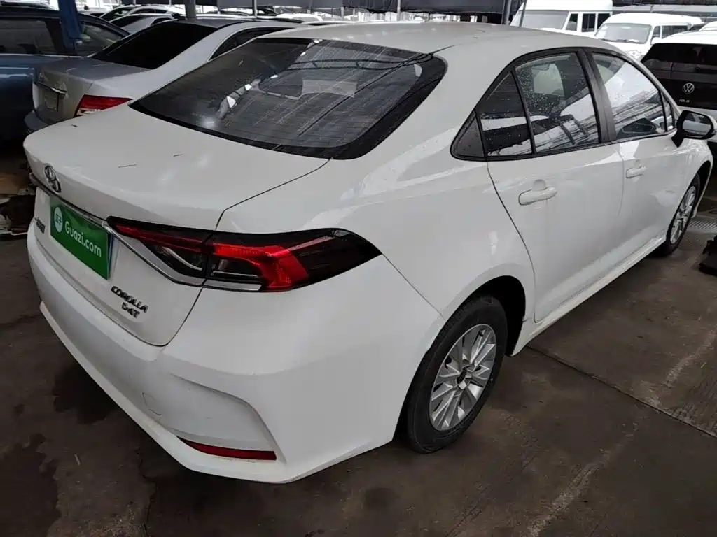 Toyota Corolla — миниатюра 7