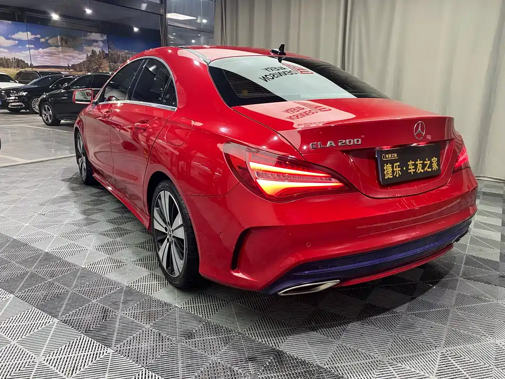 Mercedes-Benz CLA 2017 CLA 200 Fashion