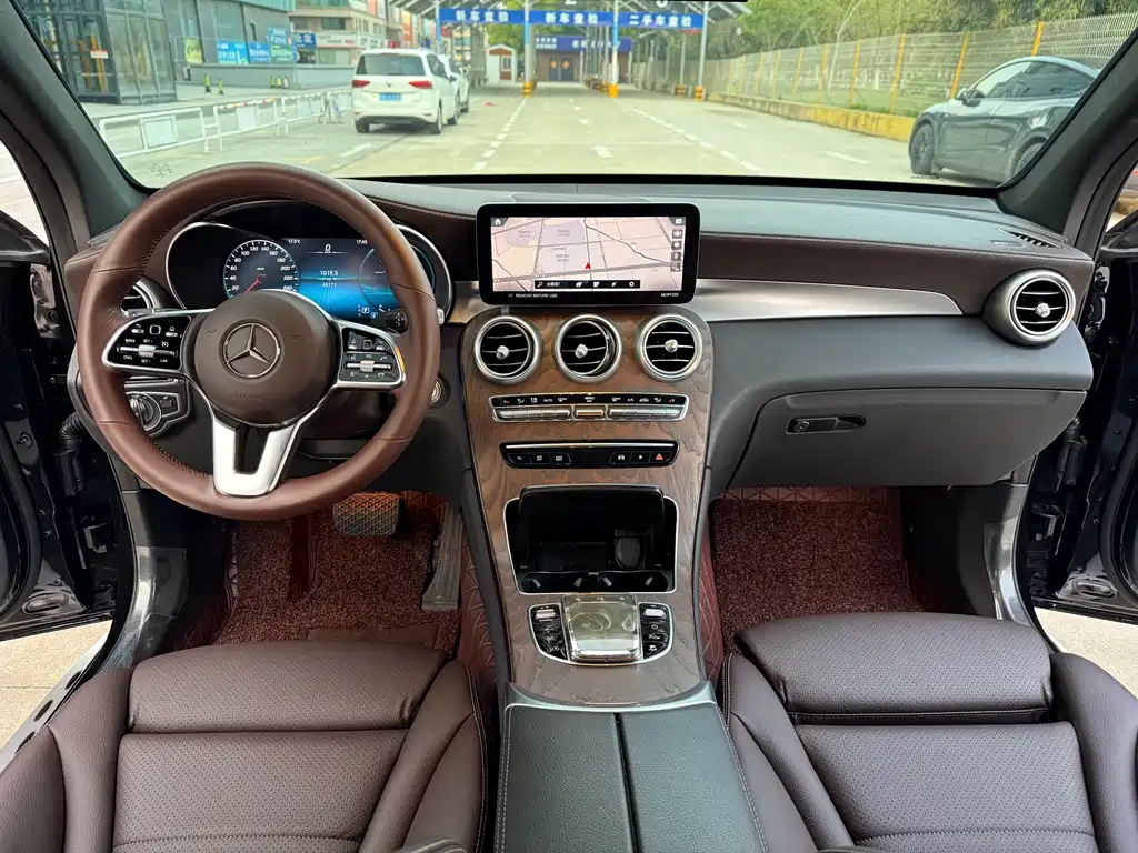 Mercedes-Benz GLC 2022 GLC 300 L 4MATIC