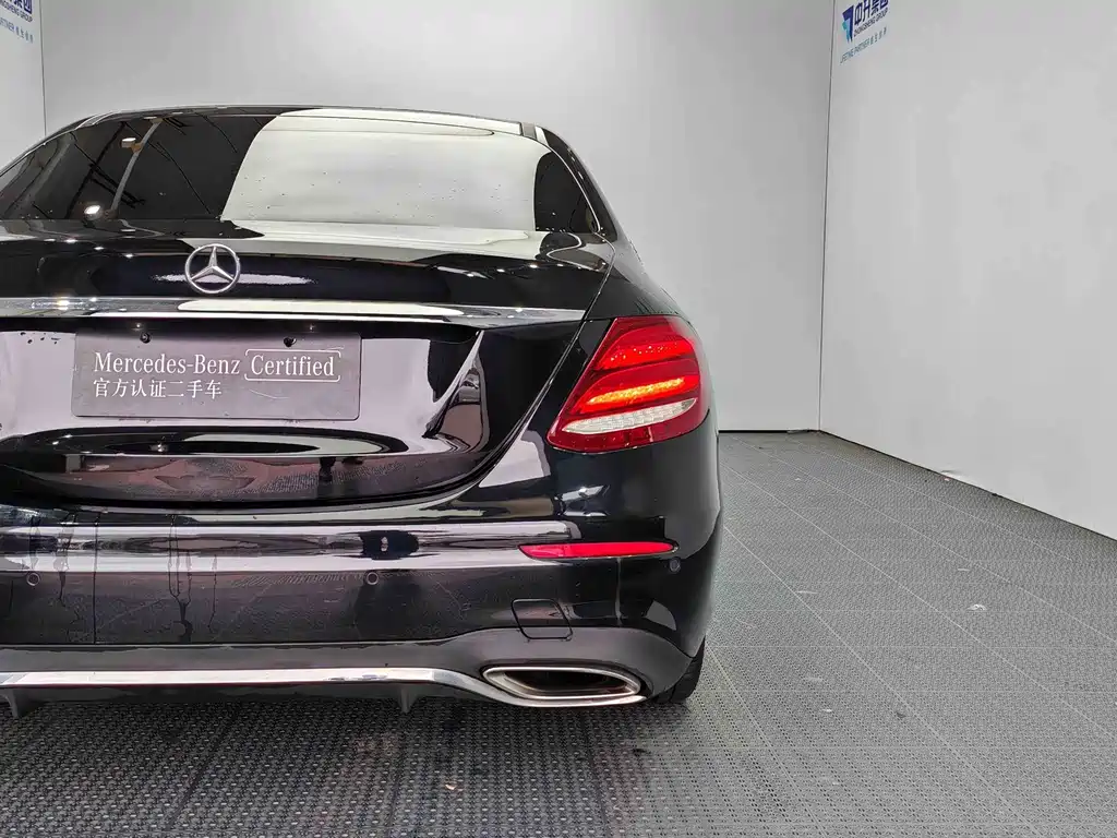 Mercedes-Benz E-Class — миниатюра 21