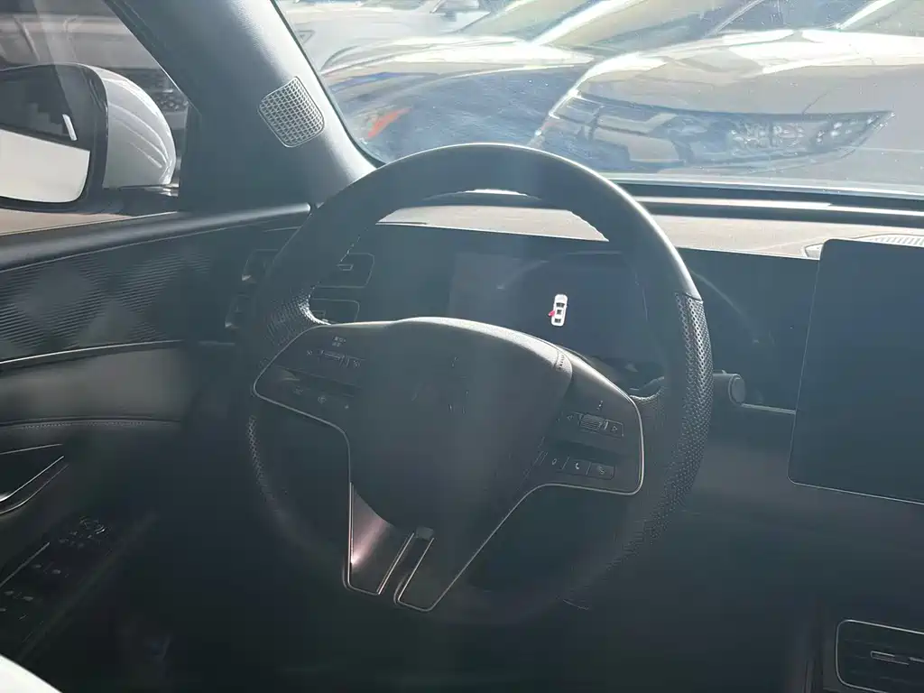 BYD Qin L — миниатюра 2