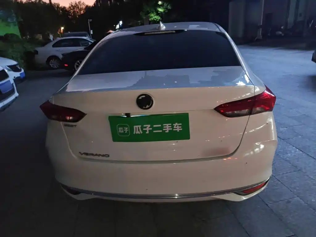 Buick Verano — миниатюра 6