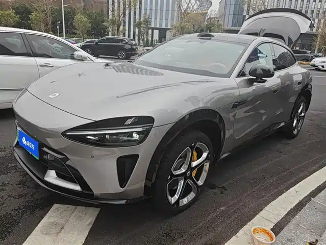 XIAOMI CAR XIAOMI YU7 2025