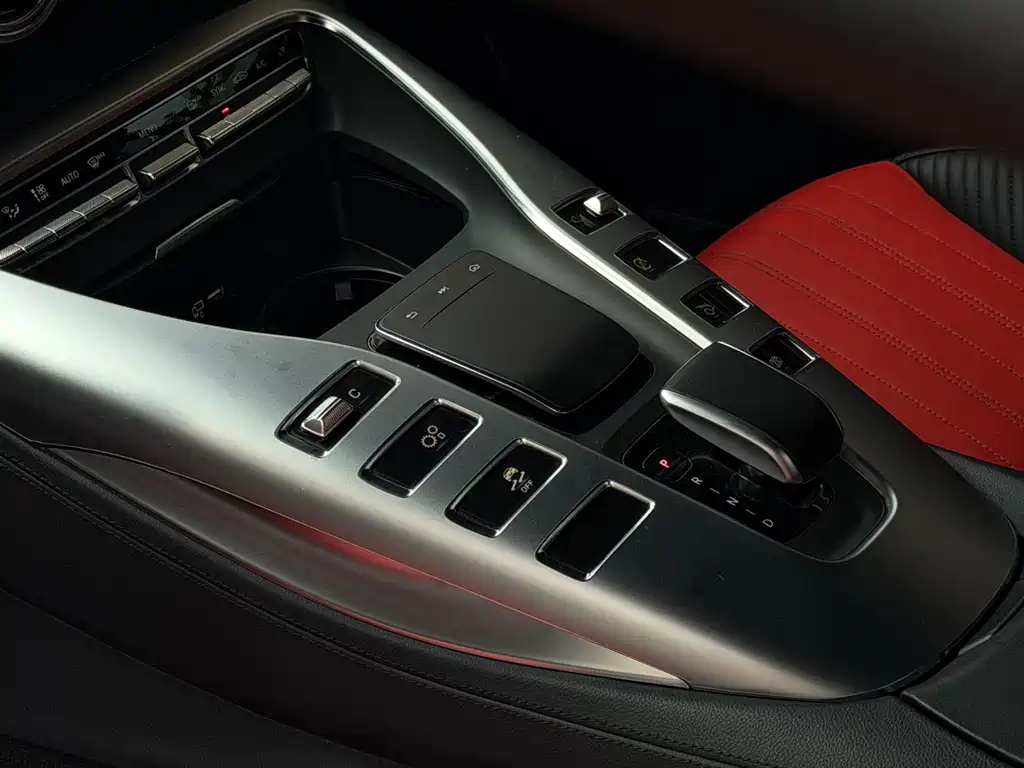 MERCEDES-BENZ AMG GT