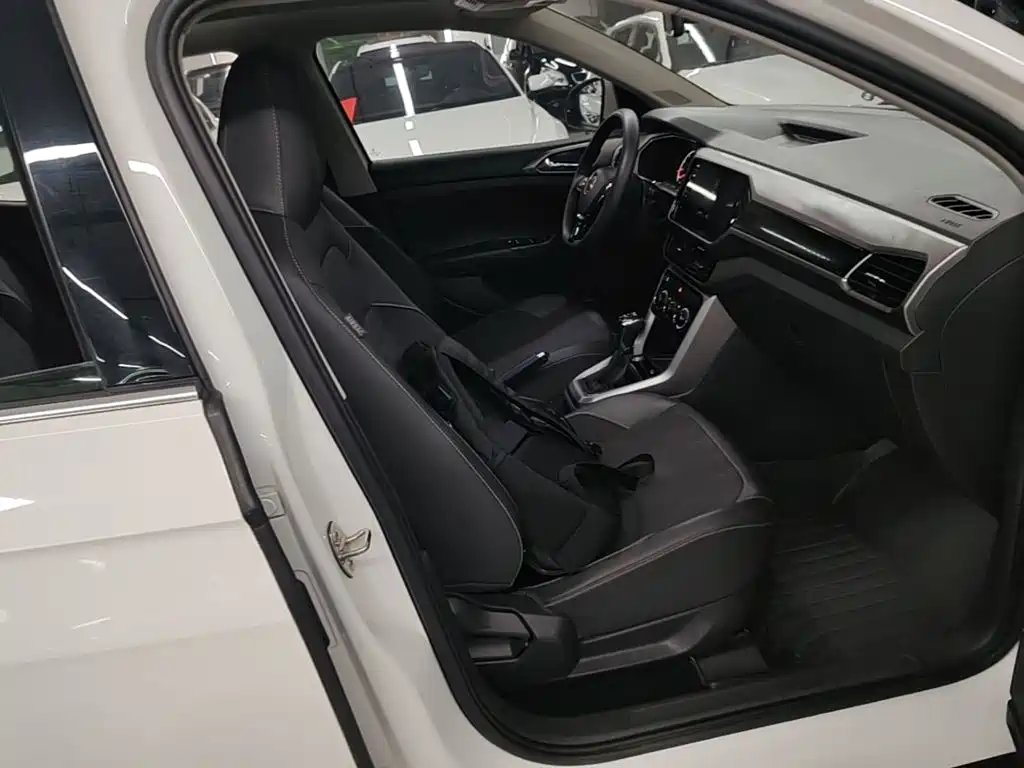 Volkswagen T-Cross — миниатюра 25