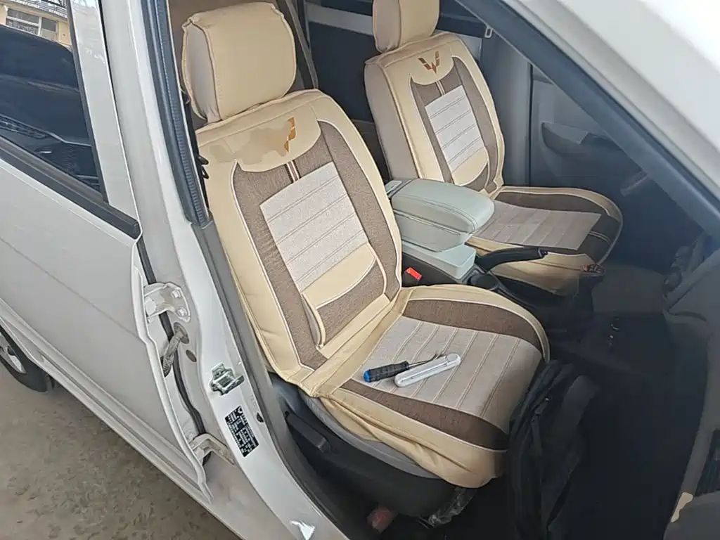 Wuling Hongguang — миниатюра 25