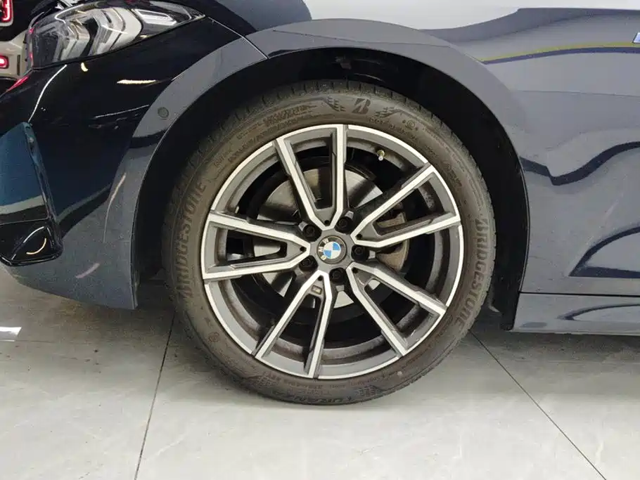 BMW 3 Series — миниатюра 6