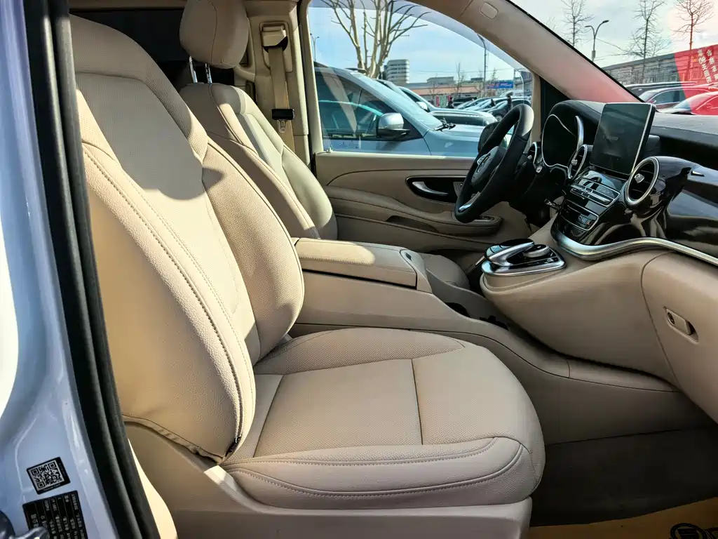 MERCEDES-BENZ V CLASS