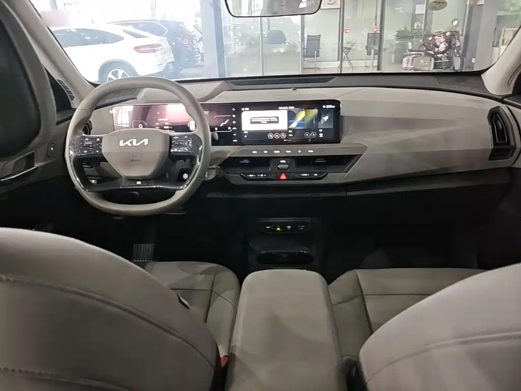 Kia EV5 — миниатюра 10