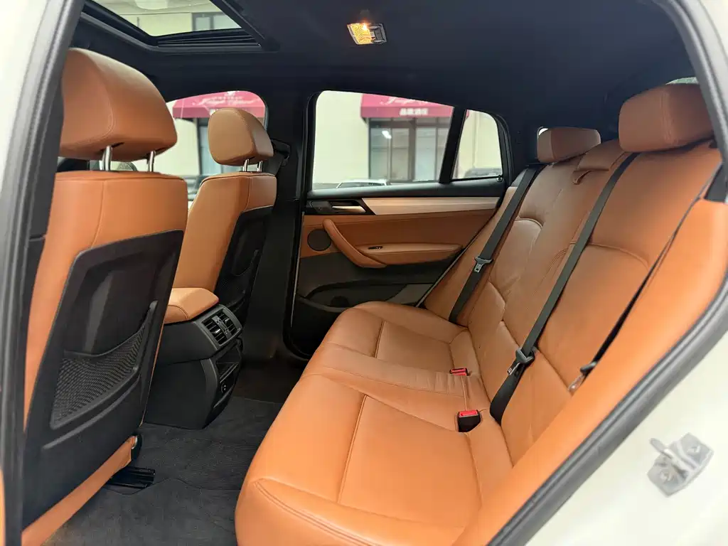 BMW X4 — миниатюра 16