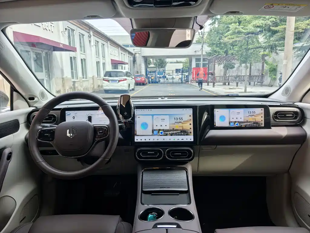 Leapmotor Leapmotor C11 — миниатюра 18