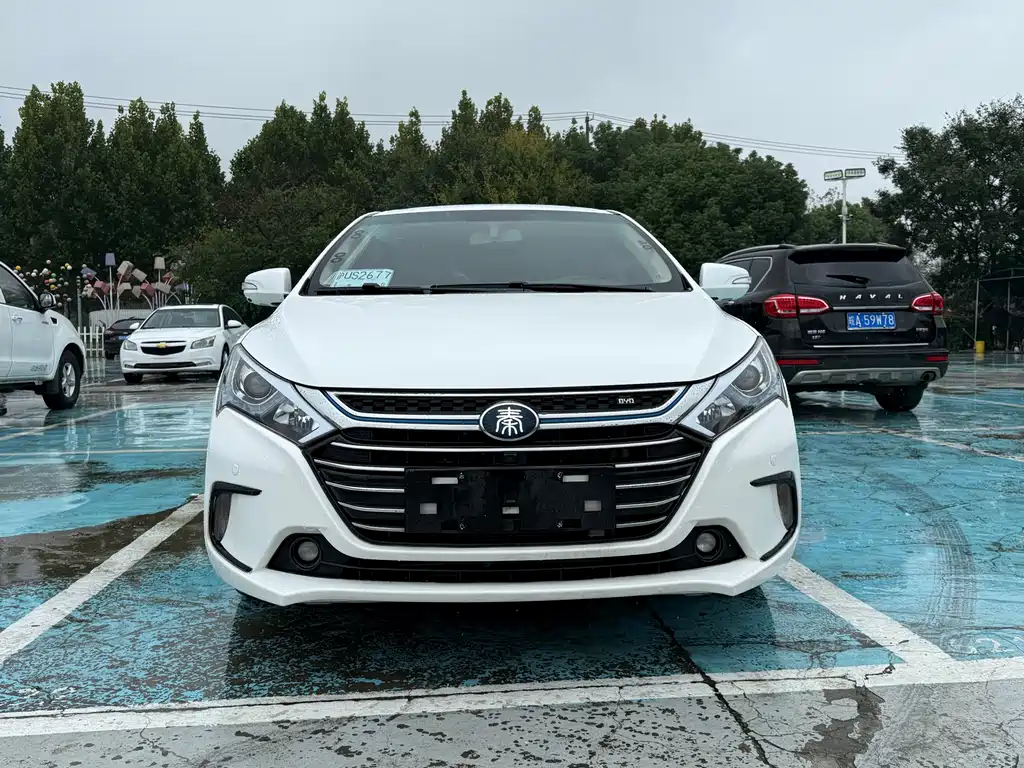 BYD Qin NEV