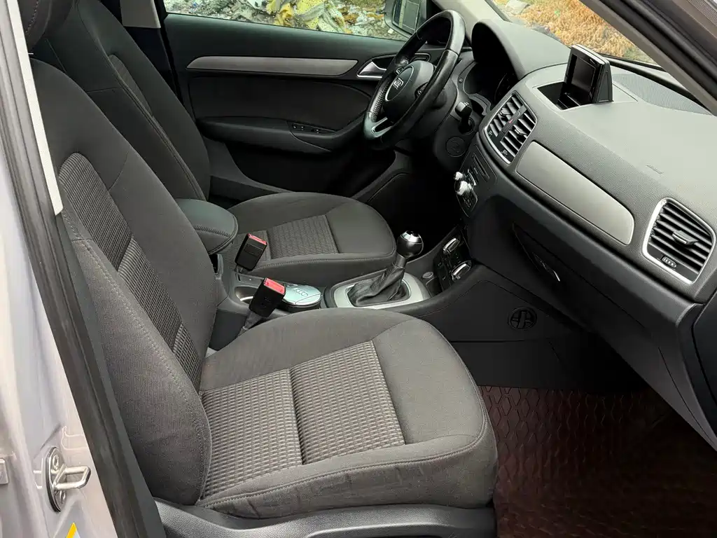 Audi Q3 — миниатюра 5
