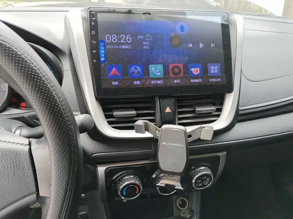 Toyota Yaris L — миниатюра 13