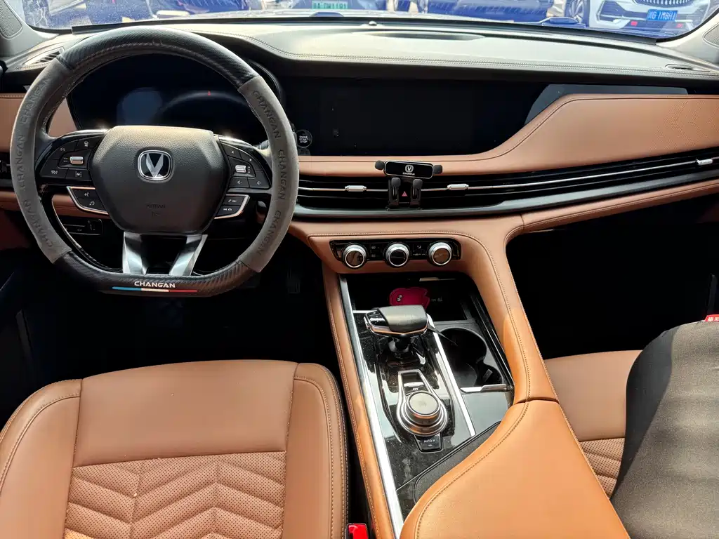 Changan CS95 — миниатюра 9