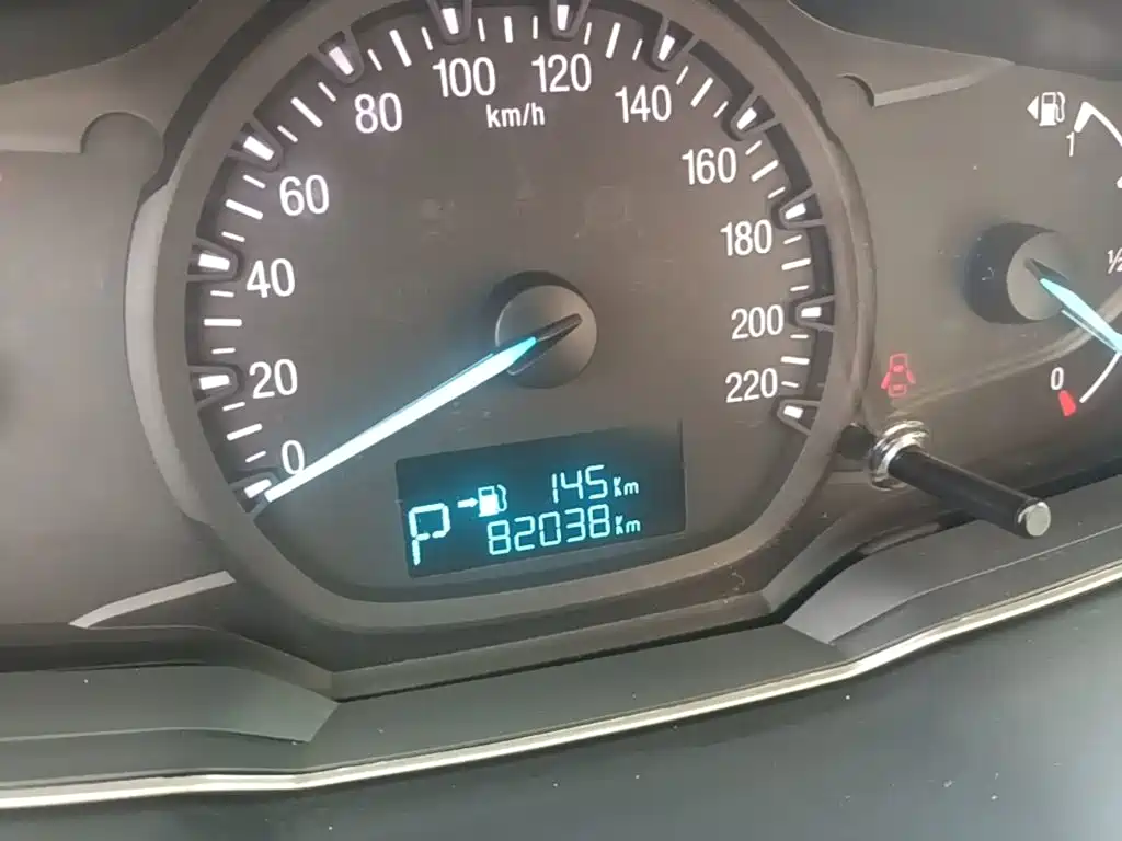 Ford Escort — миниатюра 12