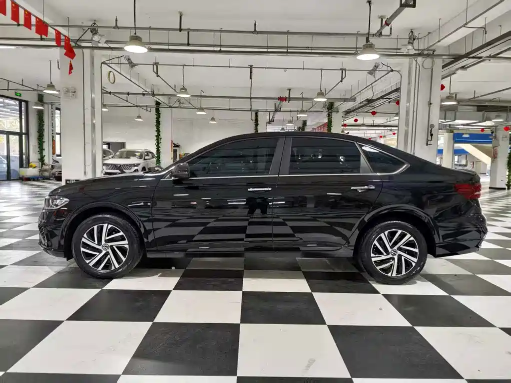Volkswagen Lavida — миниатюра 9