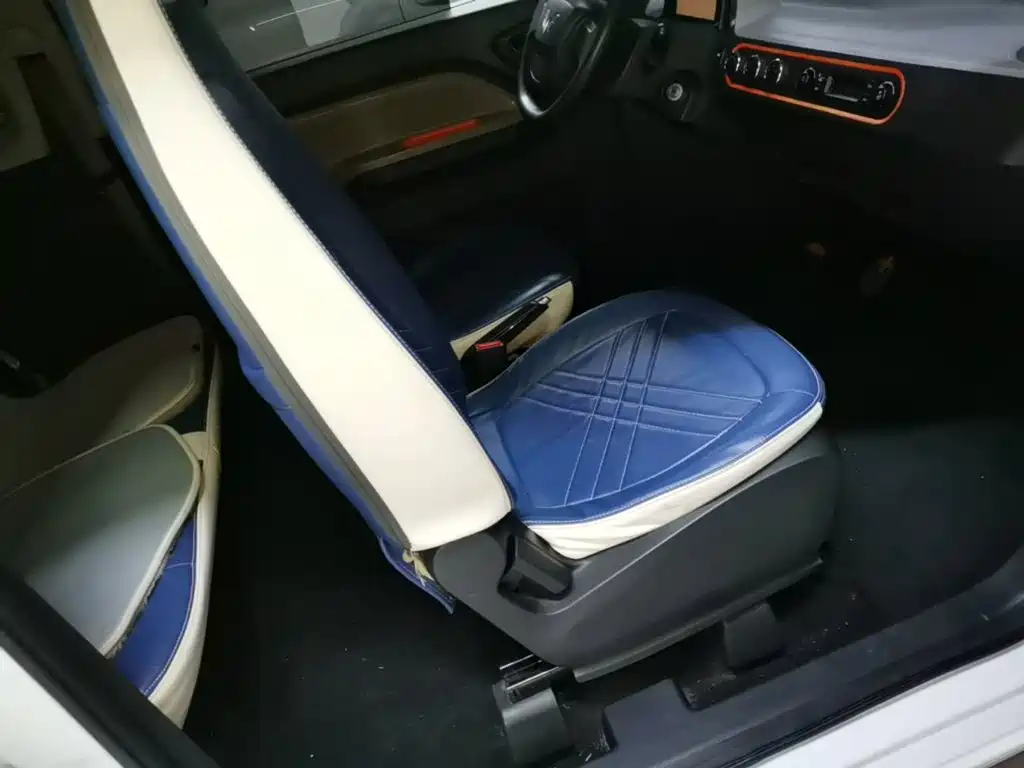 Wuling MINIEV — миниатюра 25