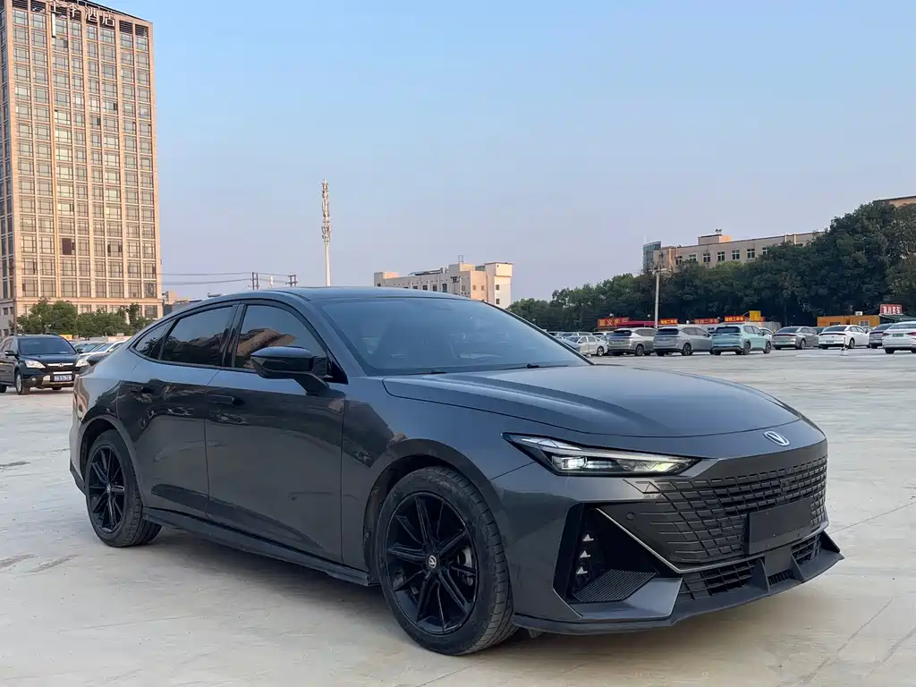 Changan UNI-V — миниатюра 3