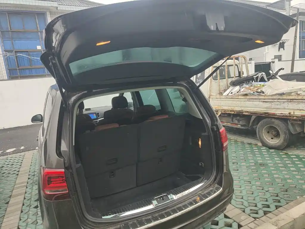 Volkswagen Sharan — миниатюра 19