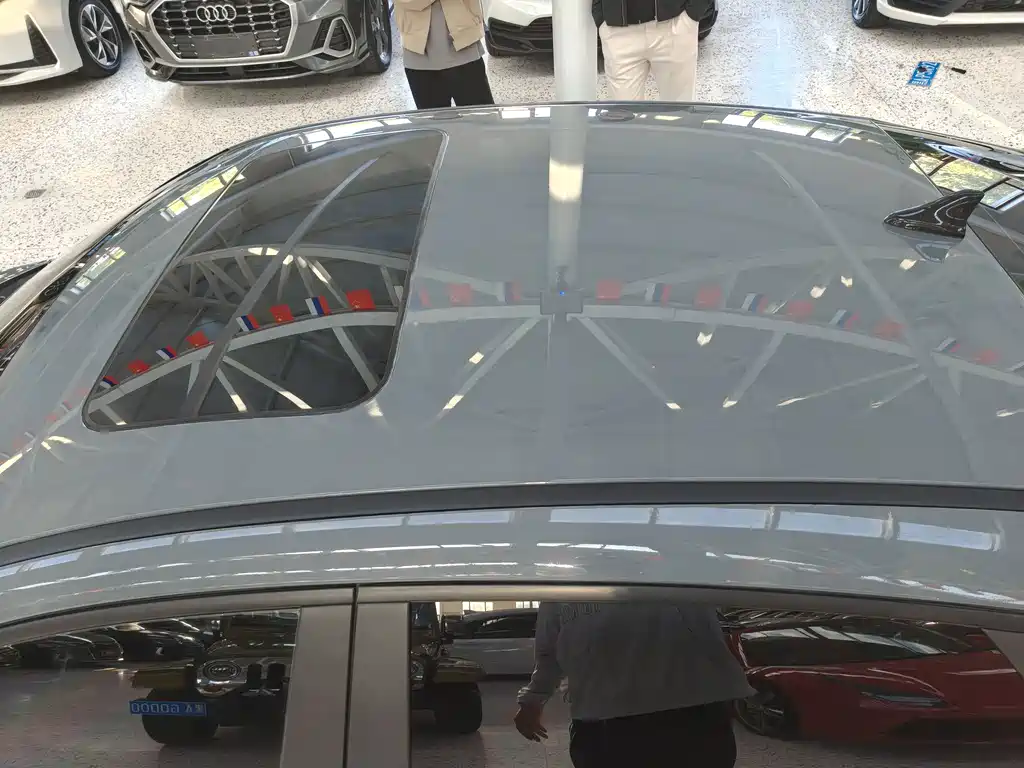 Hyundai Elantra — миниатюра 15
