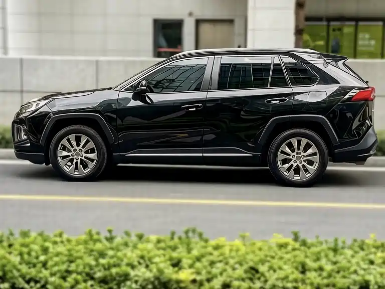 Toyota Wildlander 2022 2.0L CVT Luxury