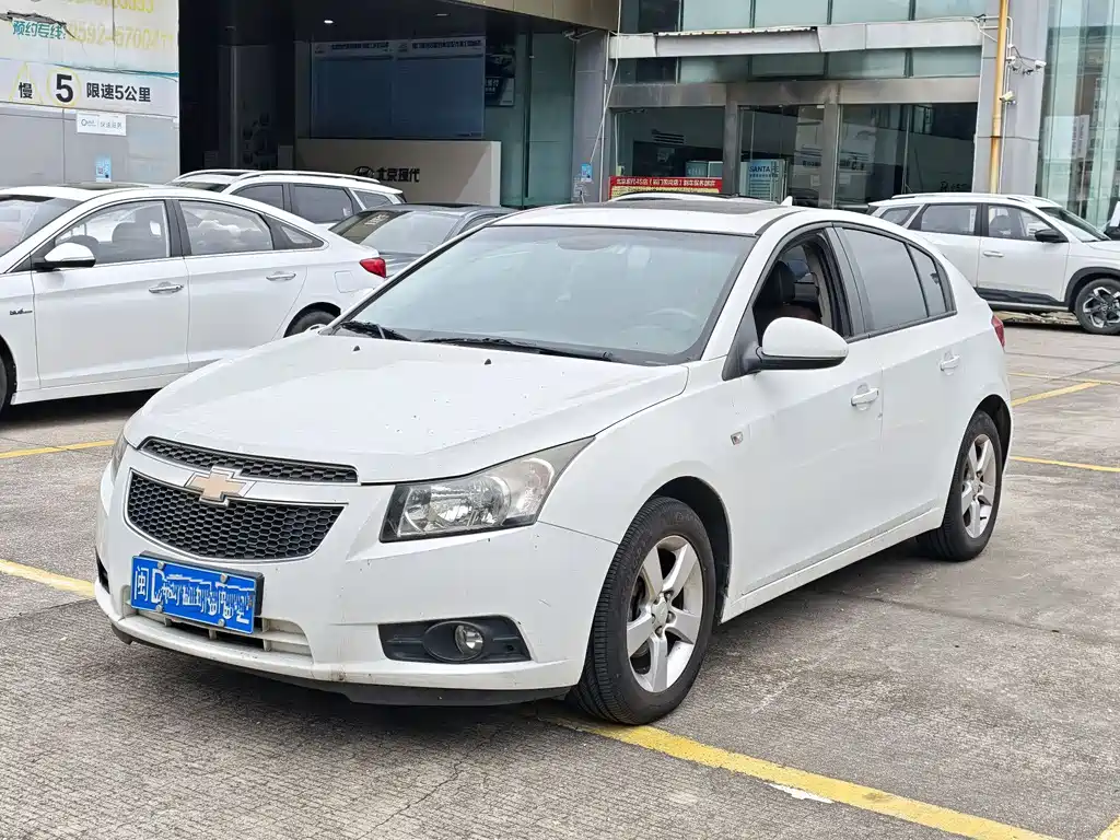 Купить Chevrolet Cruze