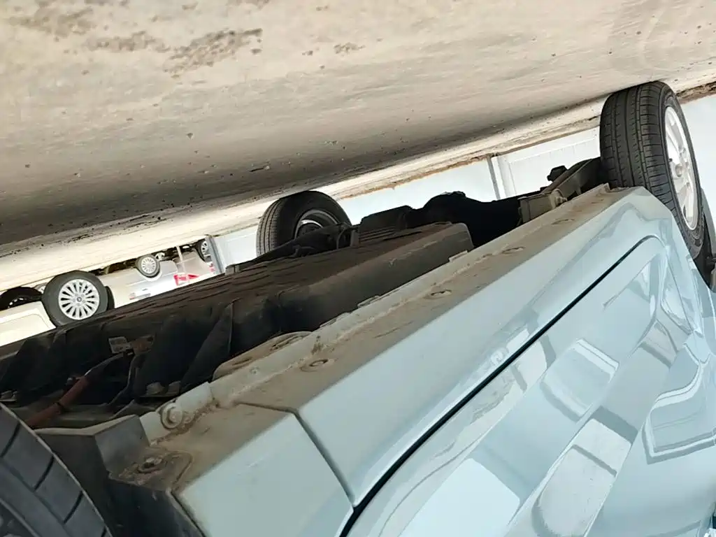 Wuling MINIEV — миниатюра 21