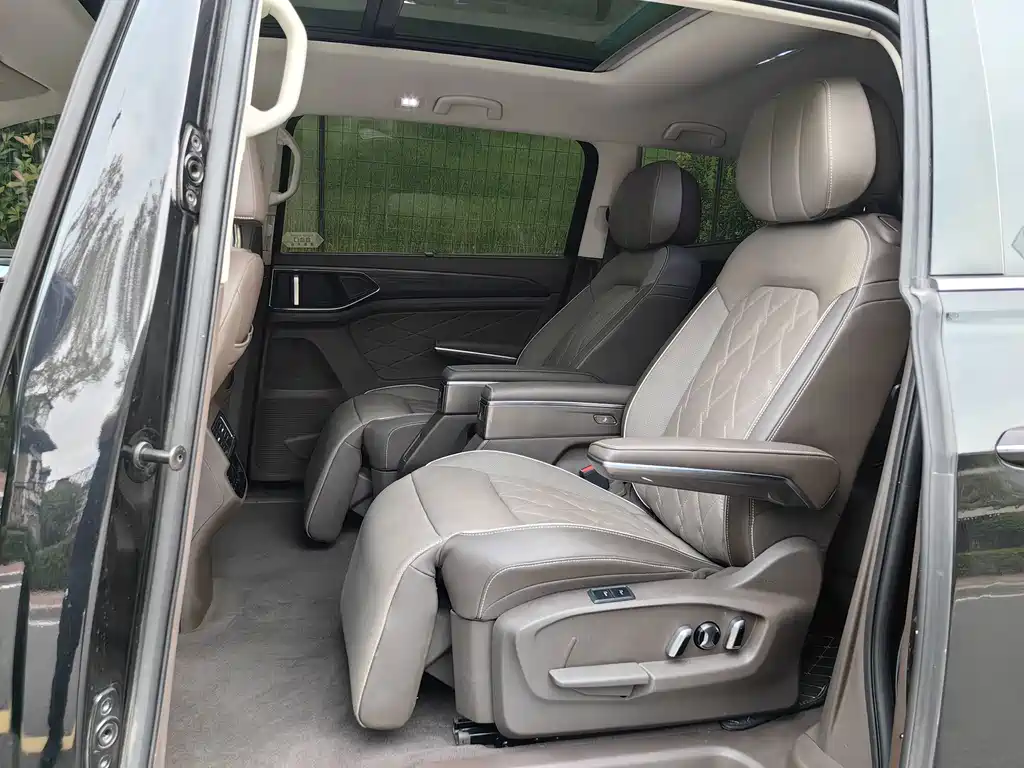 Volkswagen Viloran — миниатюра 11